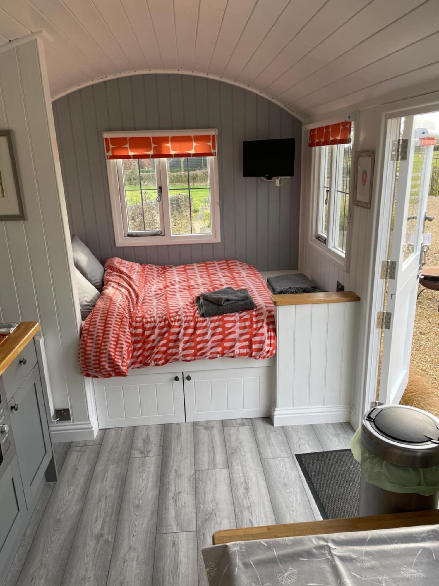 The Shepherd'S Hut Mixbury Exteriér fotografie